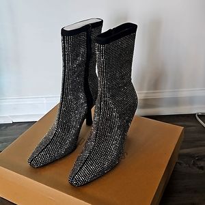 Steve Madden Black boot